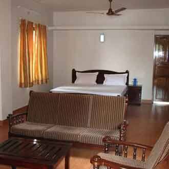Golden Turtles Beach Resort, Kovalam 2